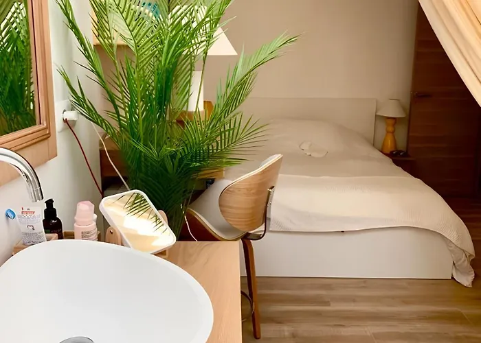 New Very Big Wonderful T3 -5 Min Walking From ! Апартаменты *