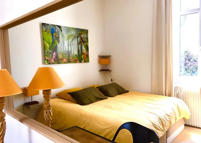 New Very Big Wonderful T3 -5 Min Walking From ! *